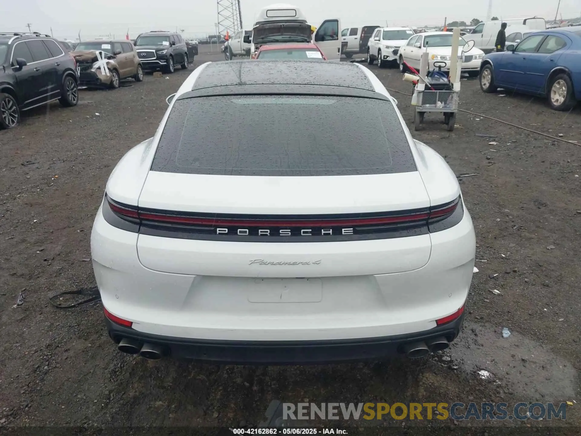 16 Photograph of a damaged car WP0AA2YA8SL000257 PORSCHE PANAMERA 2025