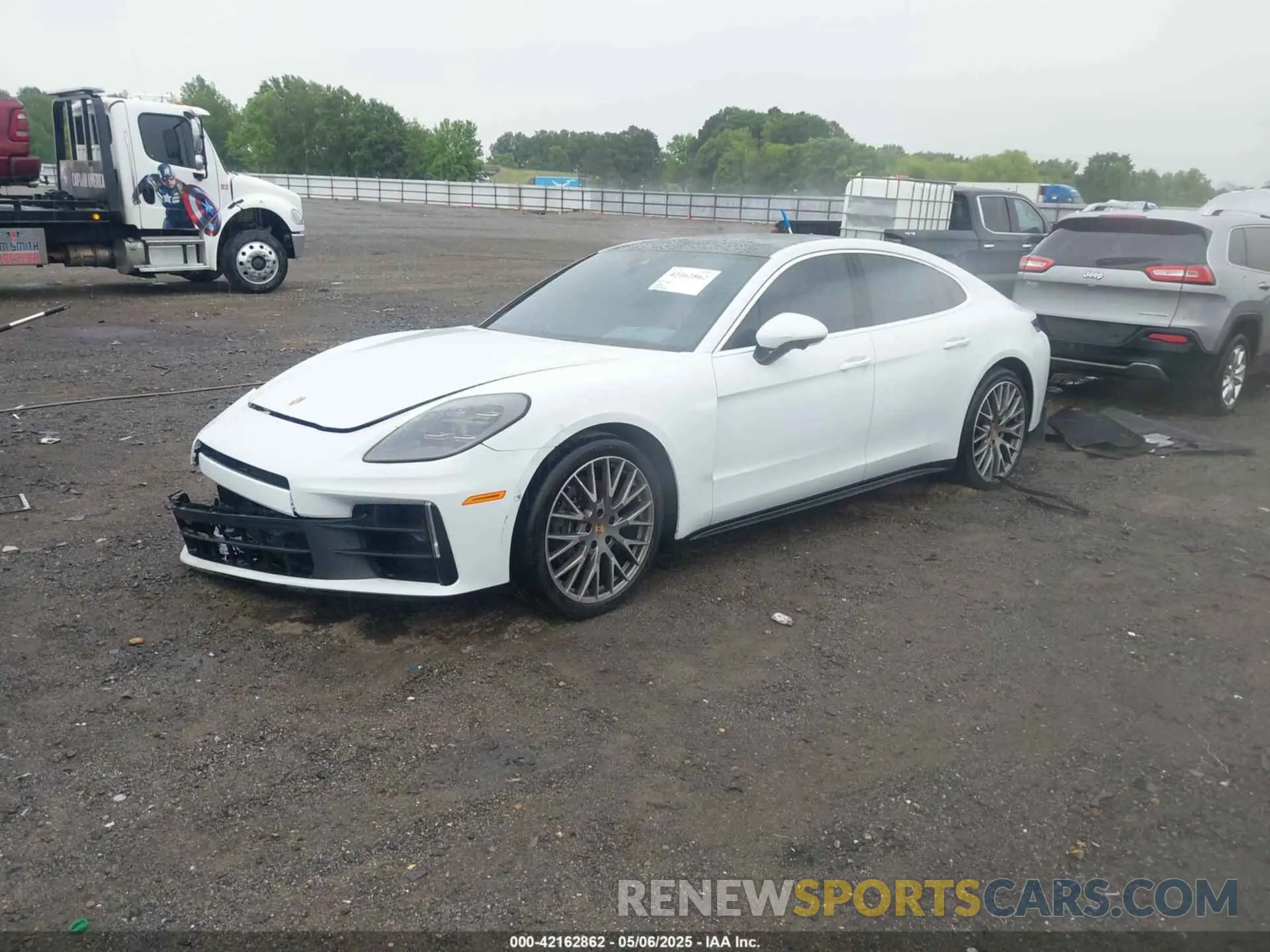 2 Photograph of a damaged car WP0AA2YA8SL000257 PORSCHE PANAMERA 2025