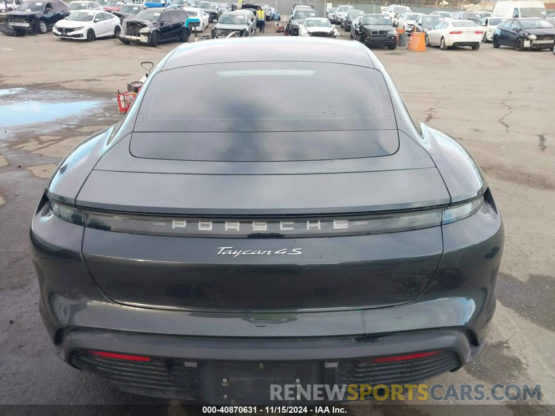 17 Photograph of a damaged car WP0AB2Y11LSA54278 PORSCHE TAYCAN 2020
