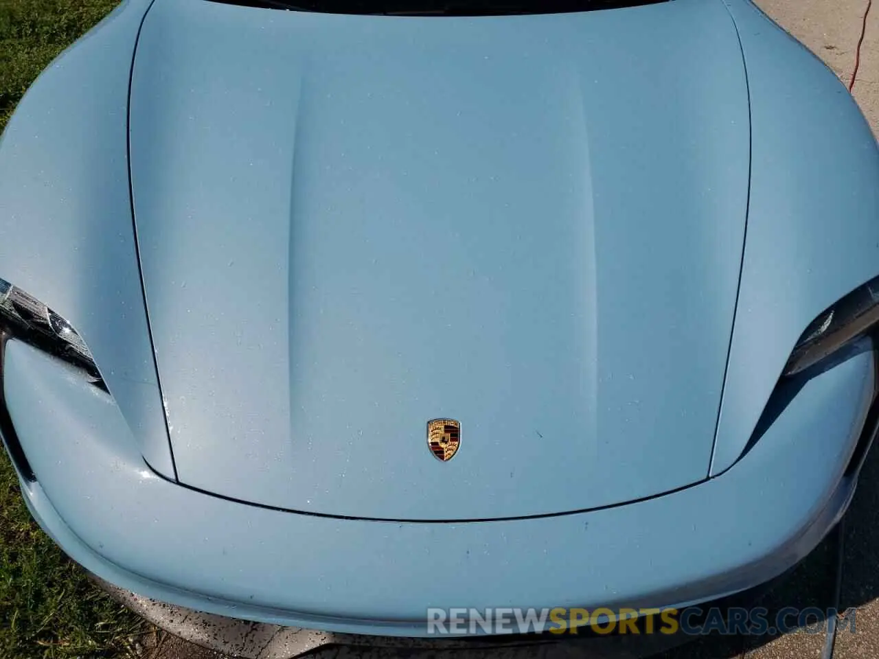 11 Photograph of a damaged car WP0AB2Y13LSA51883 PORSCHE TAYCAN 2020