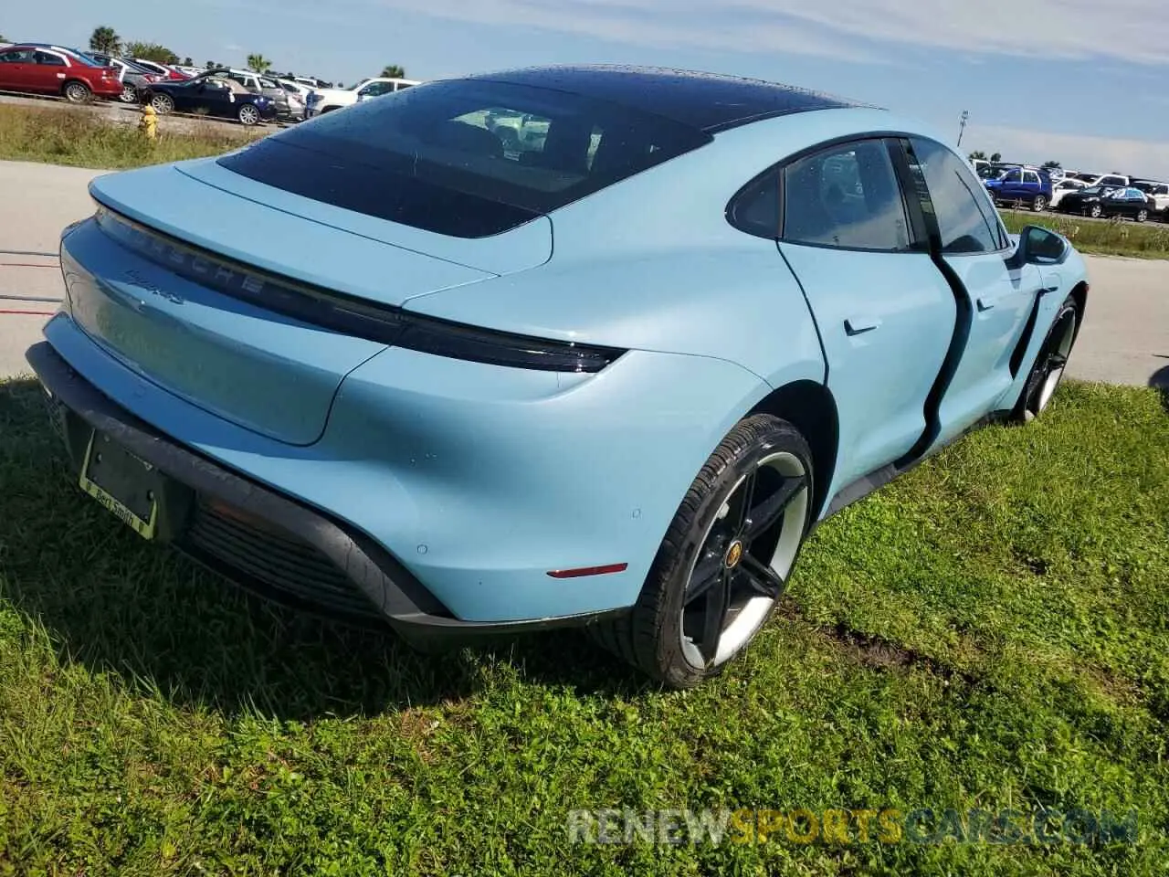 3 Photograph of a damaged car WP0AB2Y13LSA51883 PORSCHE TAYCAN 2020