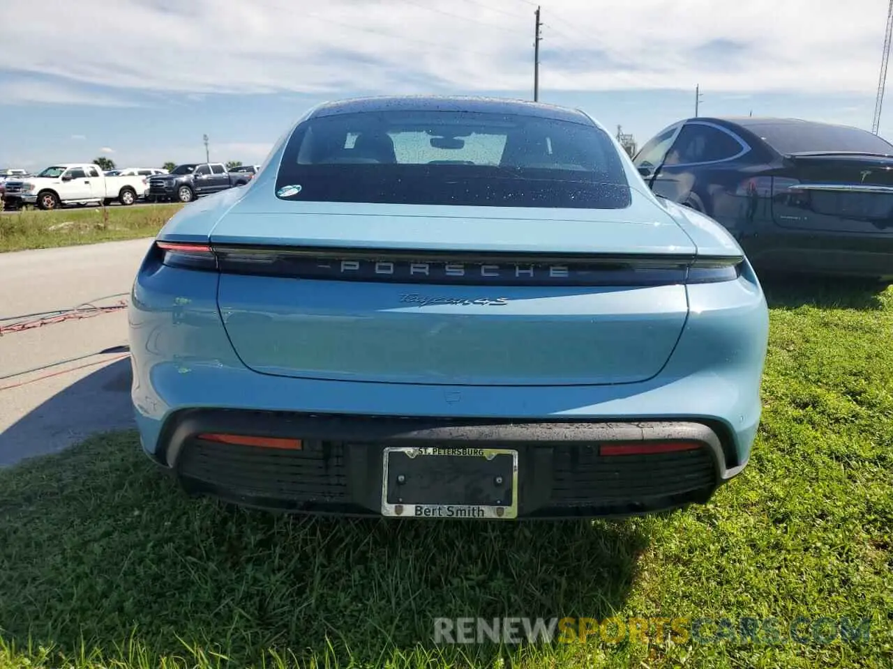 6 Photograph of a damaged car WP0AB2Y13LSA51883 PORSCHE TAYCAN 2020