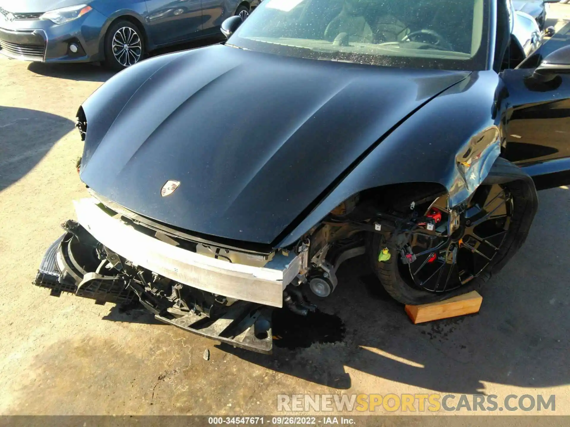 6 Photograph of a damaged car WP0AB2Y17LSA50509 PORSCHE TAYCAN 2020