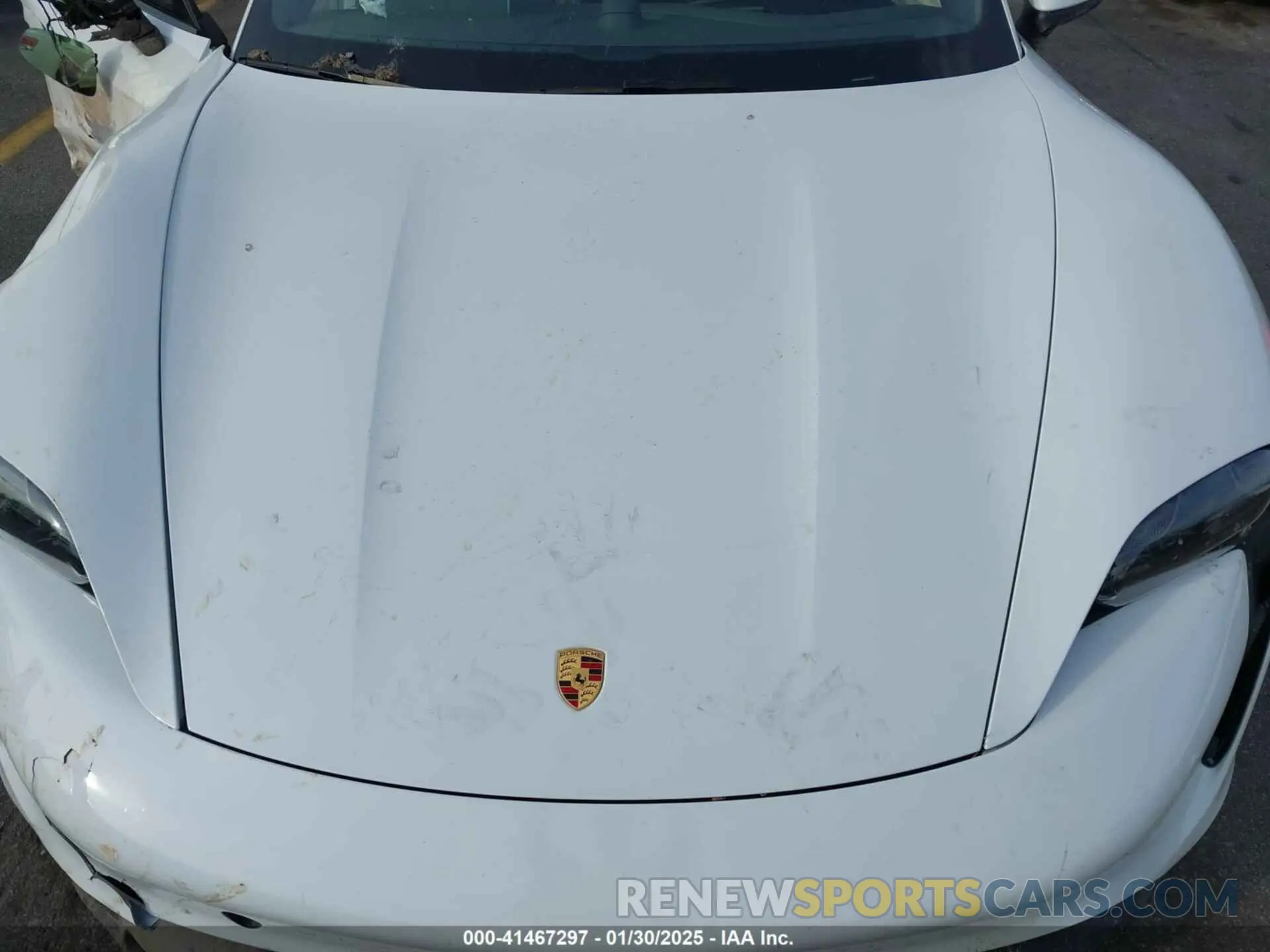 10 Photograph of a damaged car WP0AB2Y19LSA52181 PORSCHE TAYCAN 2020