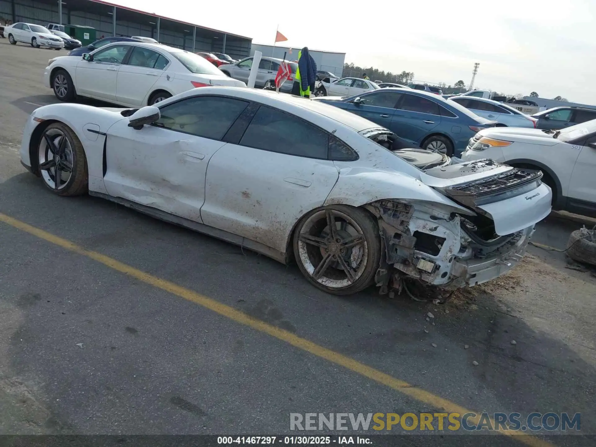 3 Photograph of a damaged car WP0AB2Y19LSA52181 PORSCHE TAYCAN 2020