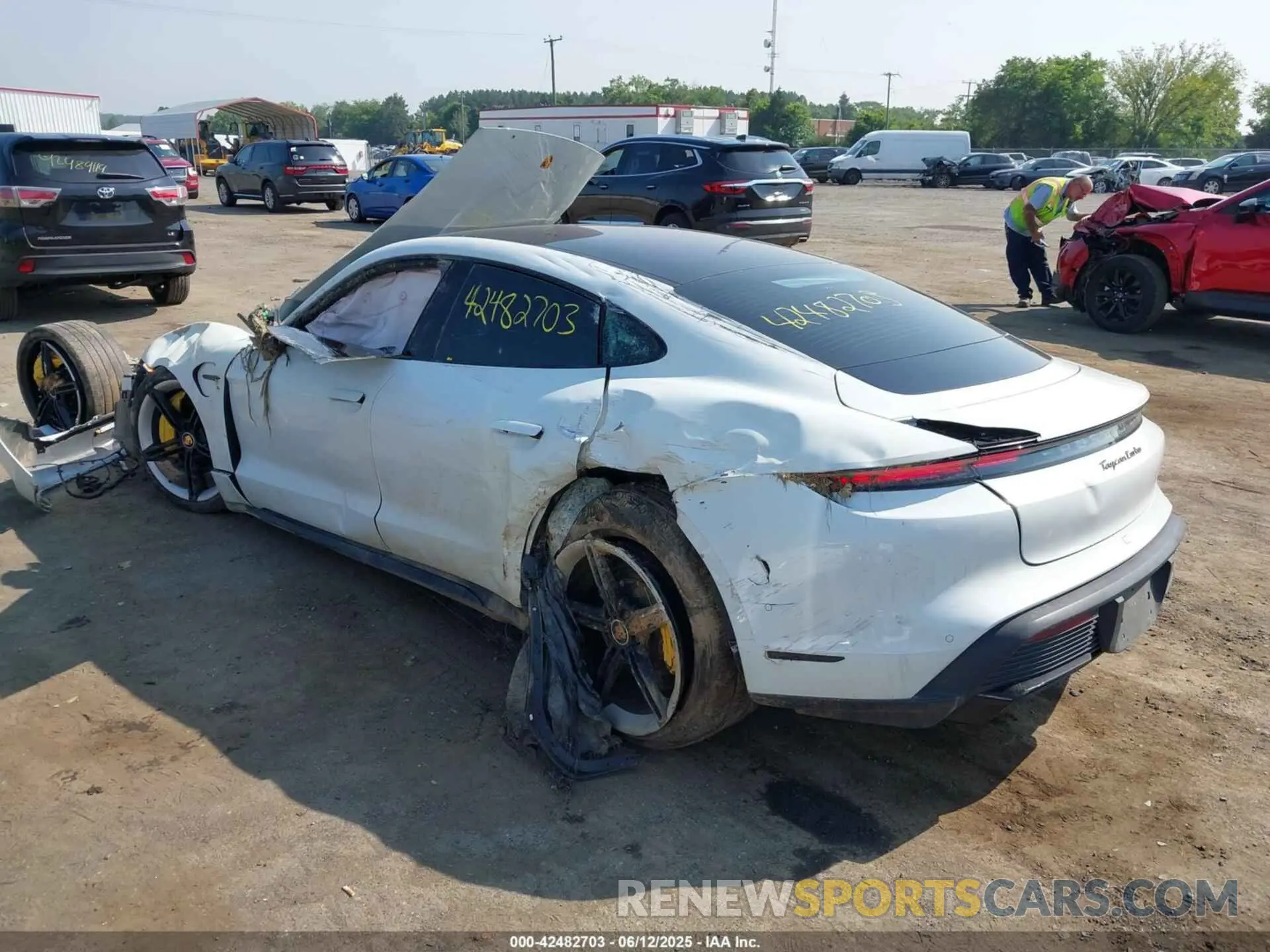 3 Photograph of a damaged car WP0AC2Y14LSA71864 PORSCHE TAYCAN 2020