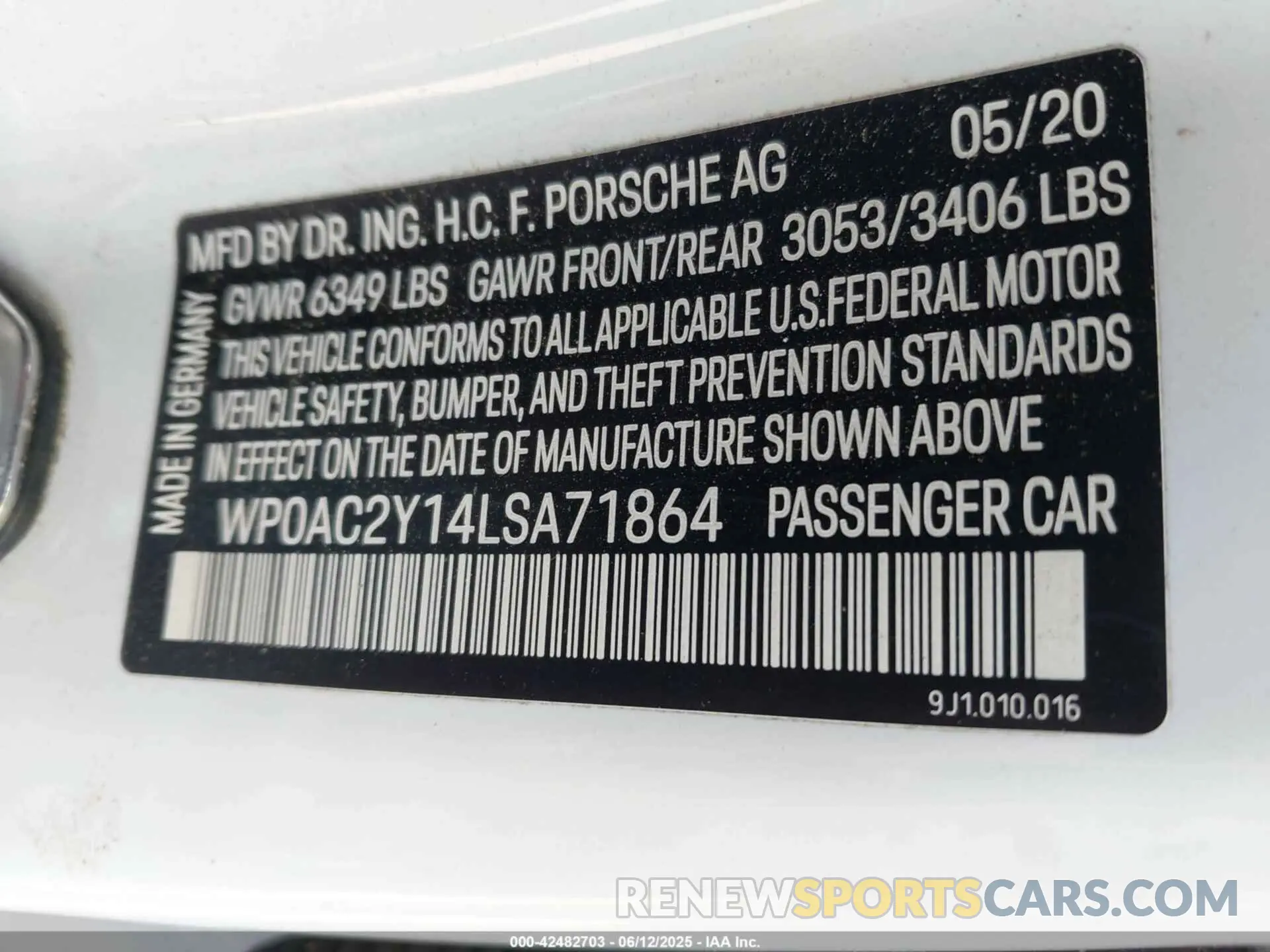 9 Photograph of a damaged car WP0AC2Y14LSA71864 PORSCHE TAYCAN 2020