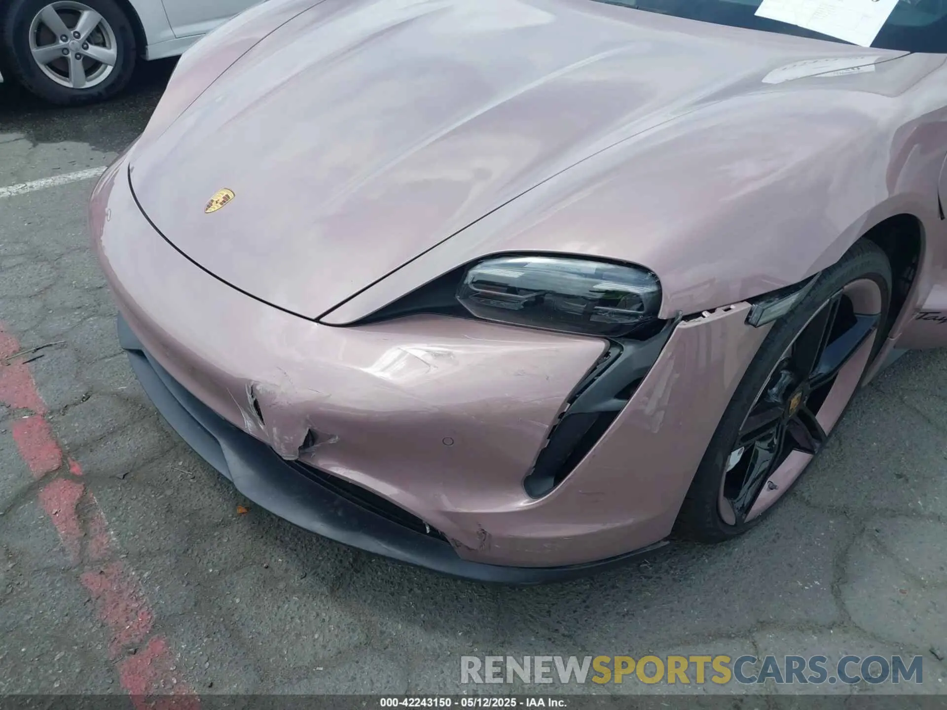 6 Photograph of a damaged car WP0AA2Y12MSA16174 PORSCHE TAYCAN 2021