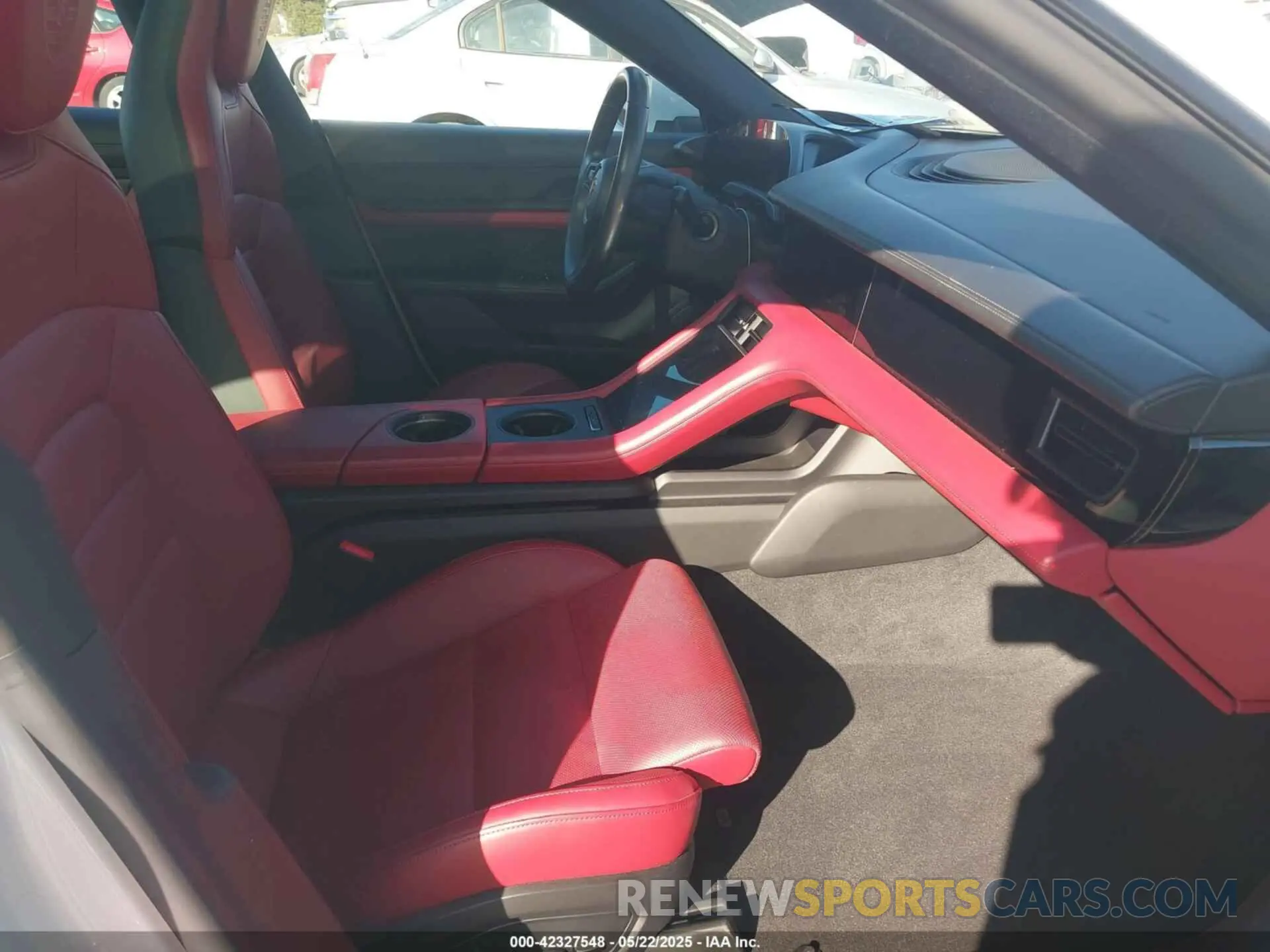 5 Photograph of a damaged car WP0AA2Y13MSA17964 PORSCHE TAYCAN 2021