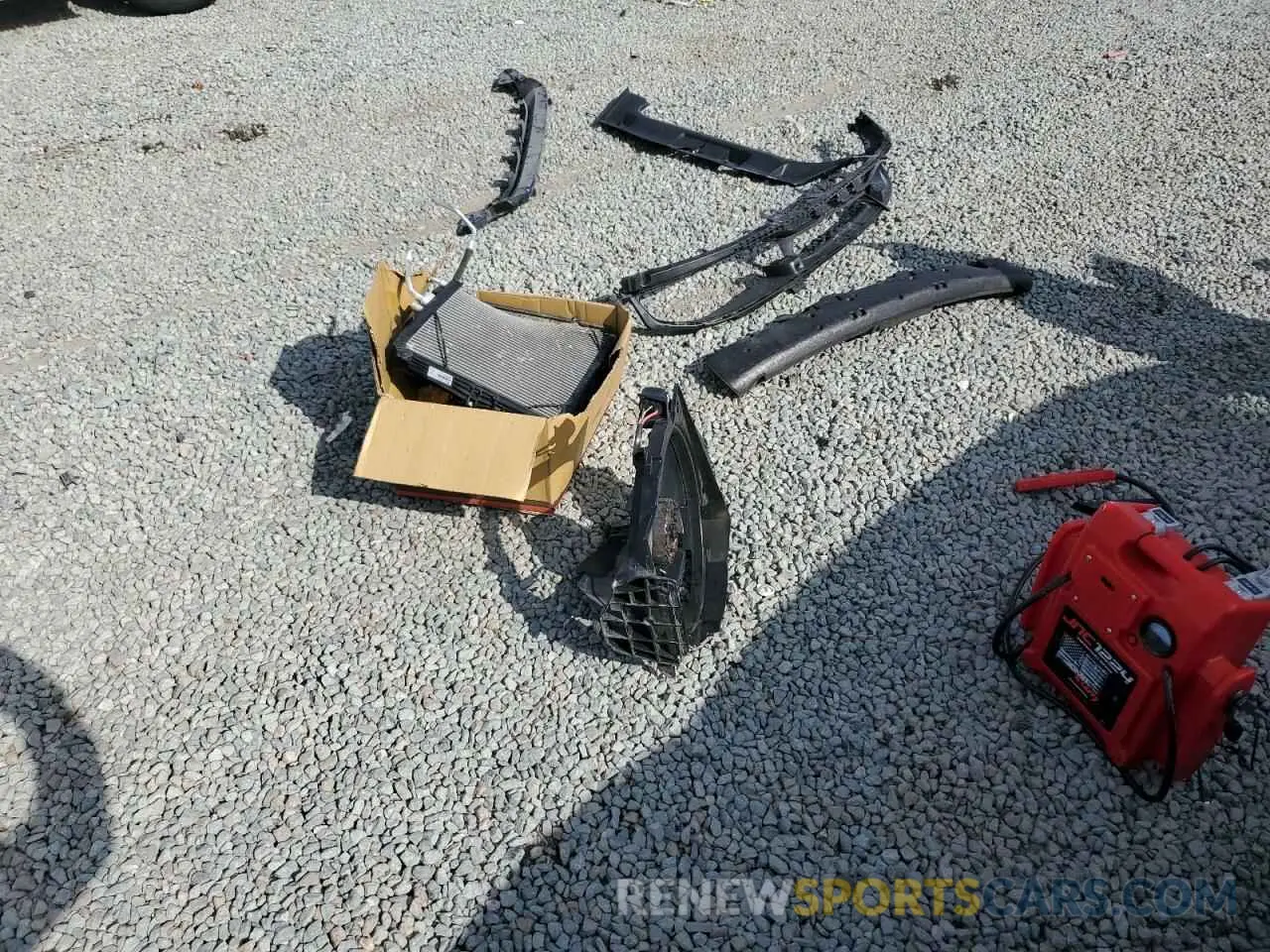 12 Photograph of a damaged car WP0AA2Y15MSA17996 PORSCHE TAYCAN 2021