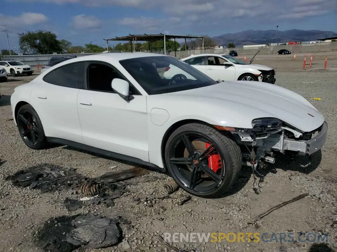 4 Photograph of a damaged car WP0AA2Y15MSA17996 PORSCHE TAYCAN 2021
