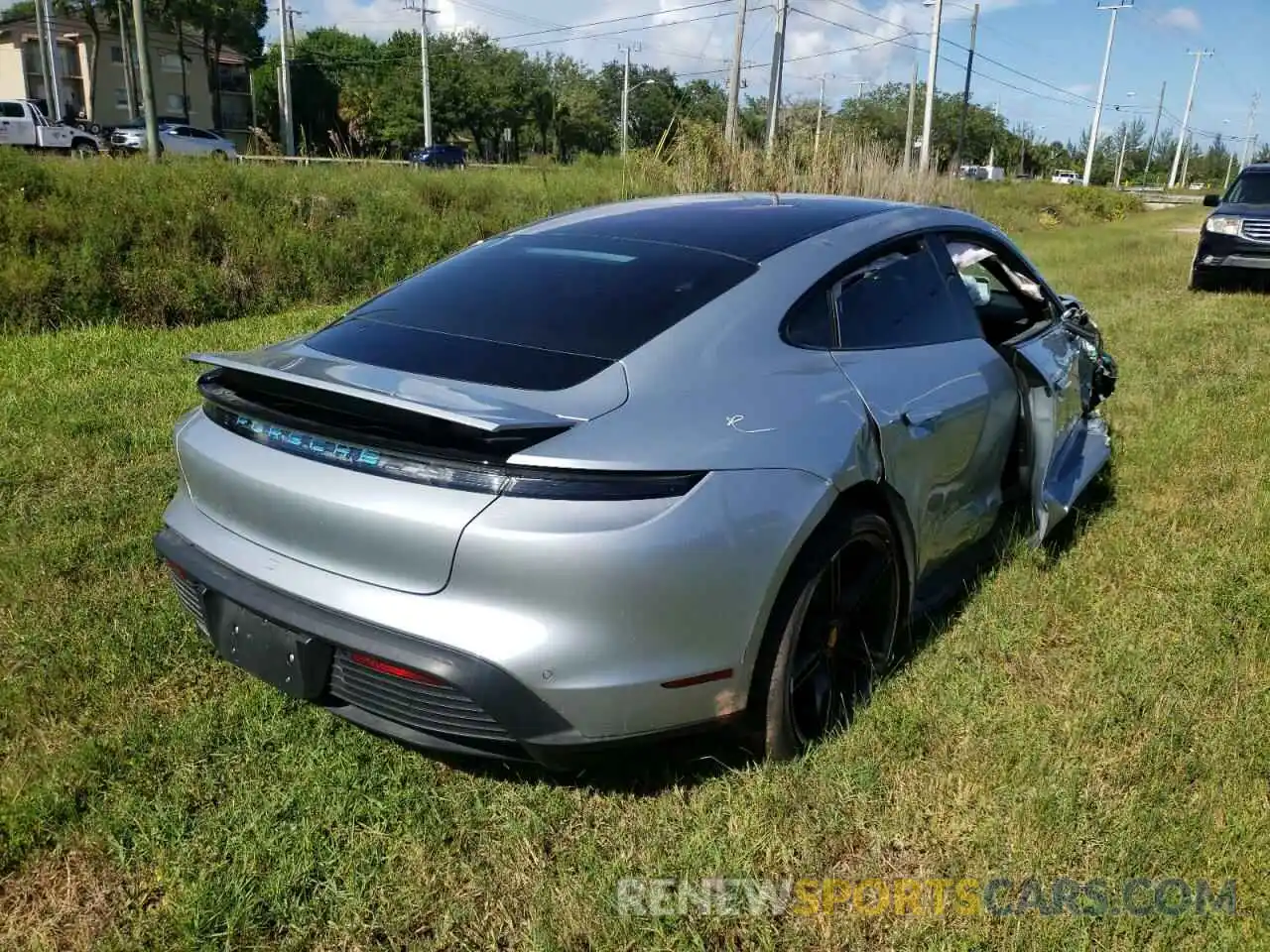 4 Photograph of a damaged car WP0AB2Y10MSA45136 PORSCHE TAYCAN 2021