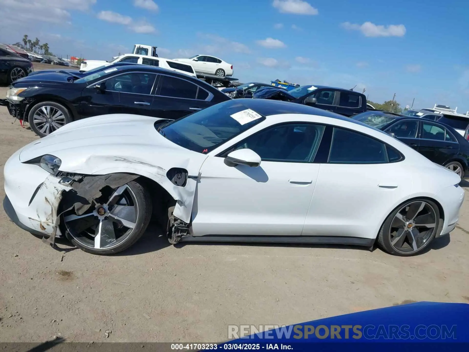14 Photograph of a damaged car WP0AB2Y12MSA43873 PORSCHE TAYCAN 2021