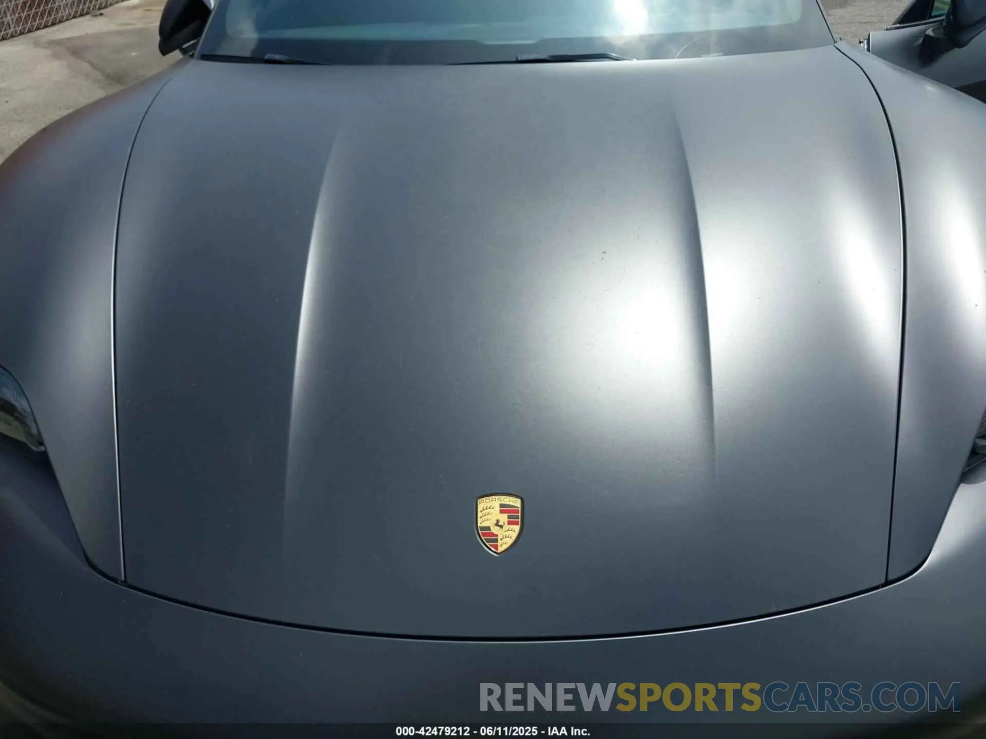 10 Photograph of a damaged car WP0AB2Y16MSA43293 PORSCHE TAYCAN 2021