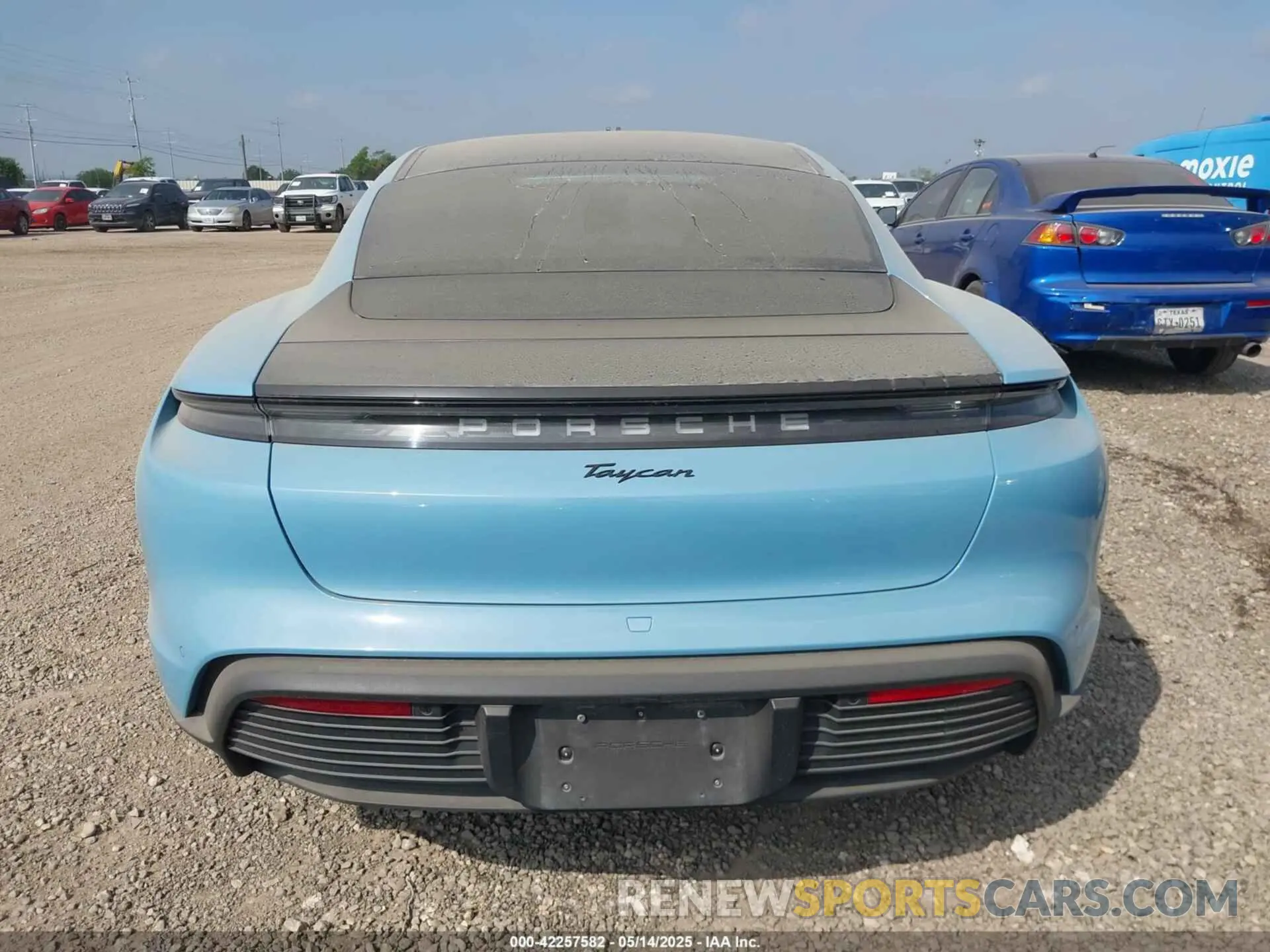 16 Photograph of a damaged car WP0AA2Y10NSA10908 PORSCHE TAYCAN 2022