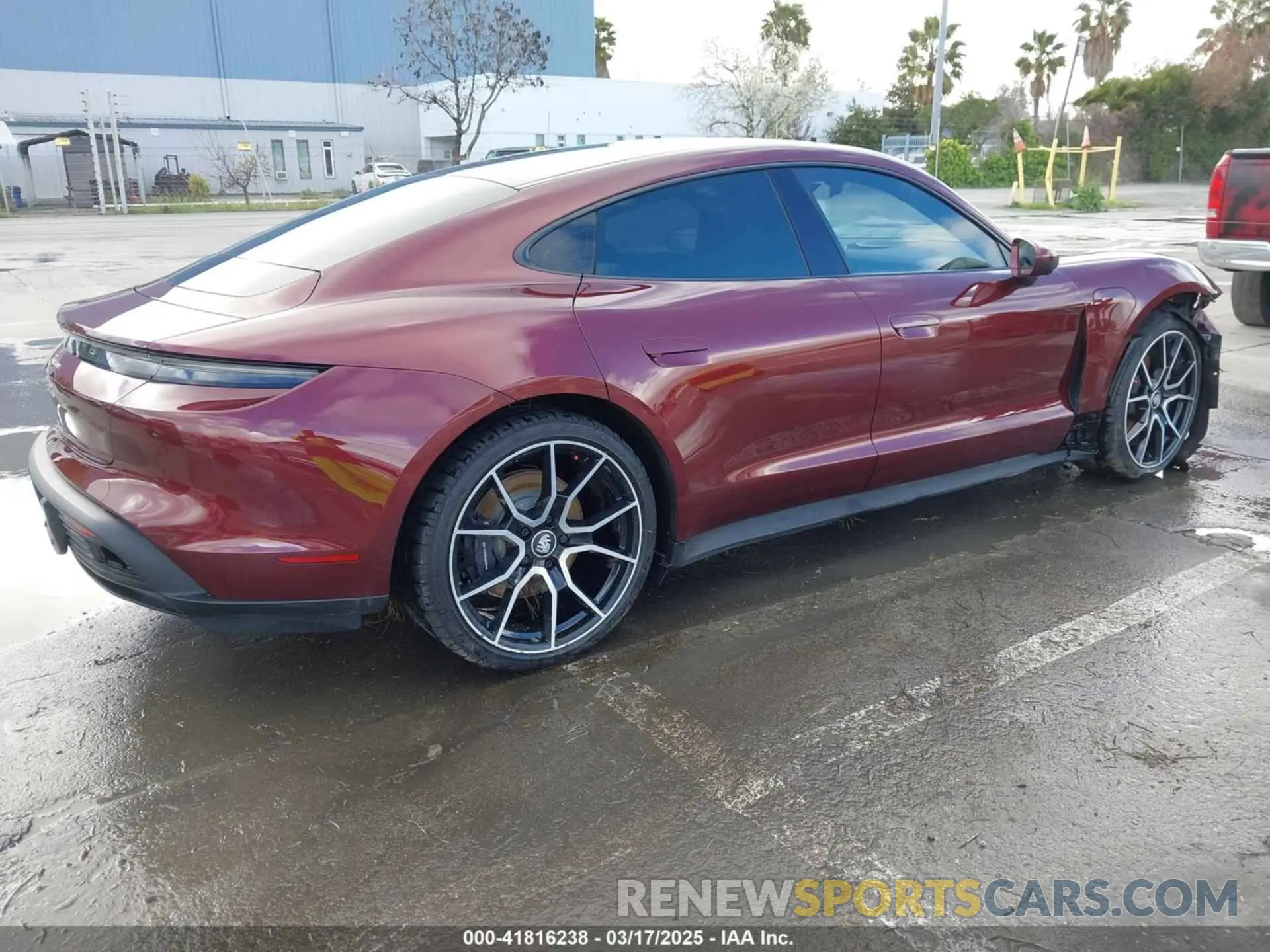4 Photograph of a damaged car WP0AA2Y12NSA16161 PORSCHE TAYCAN 2022