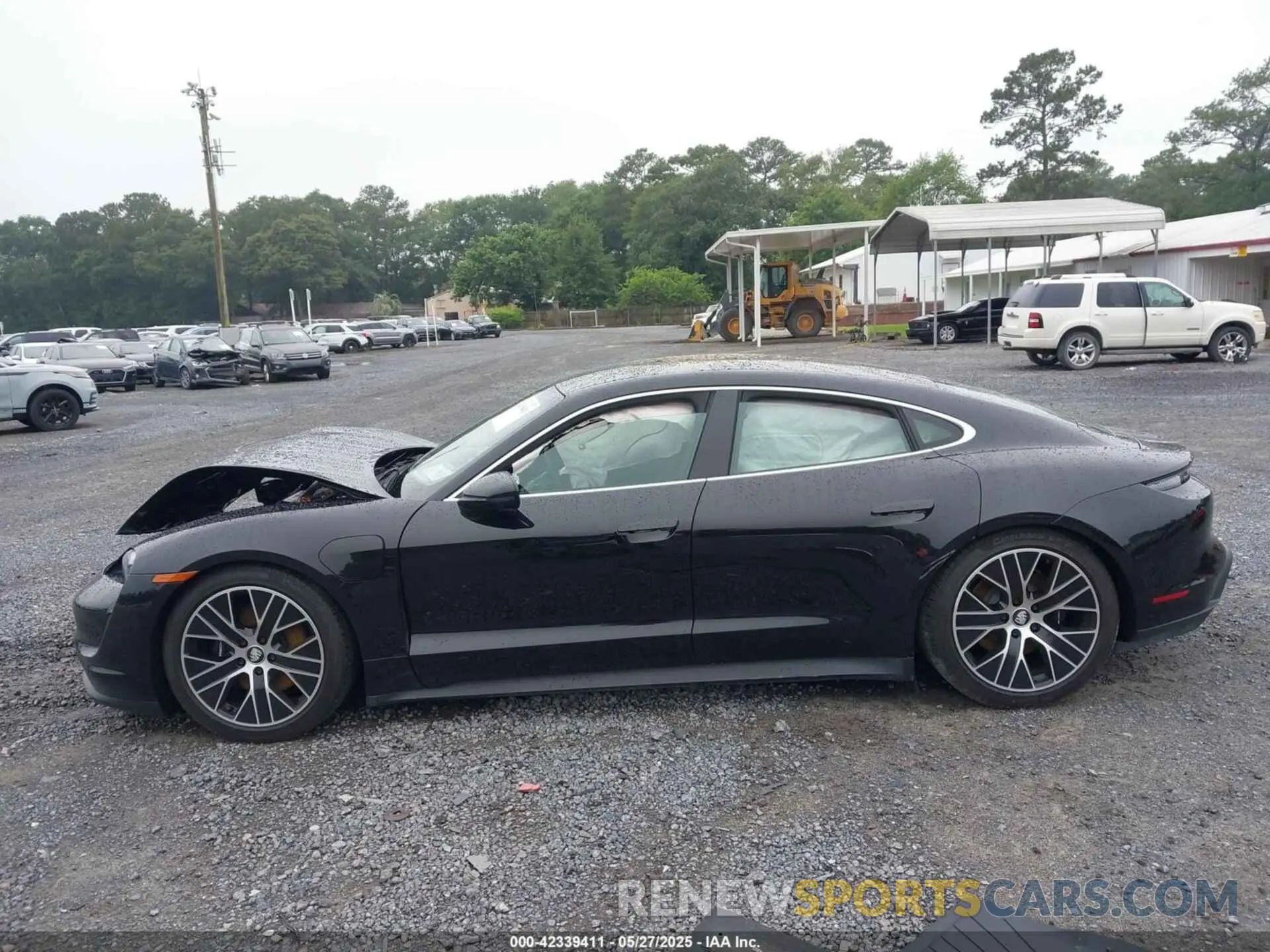 14 Photograph of a damaged car WP0AB2Y12NSA43485 PORSCHE TAYCAN 2022