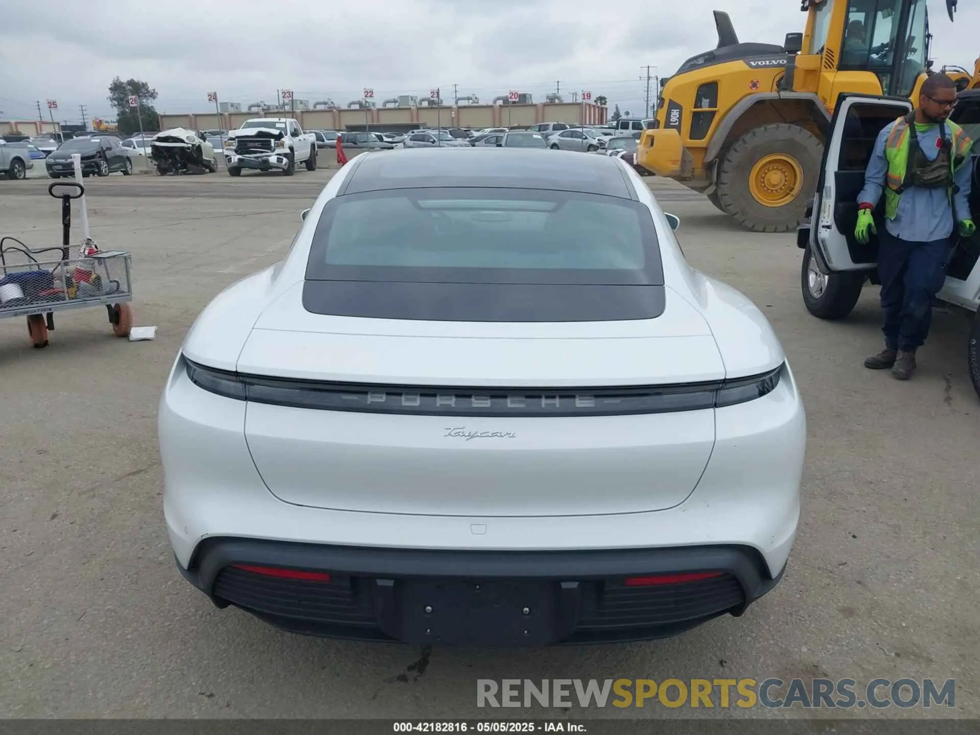 16 Photograph of a damaged car WP0AA2Y13RSA10794 PORSCHE TAYCAN 2024