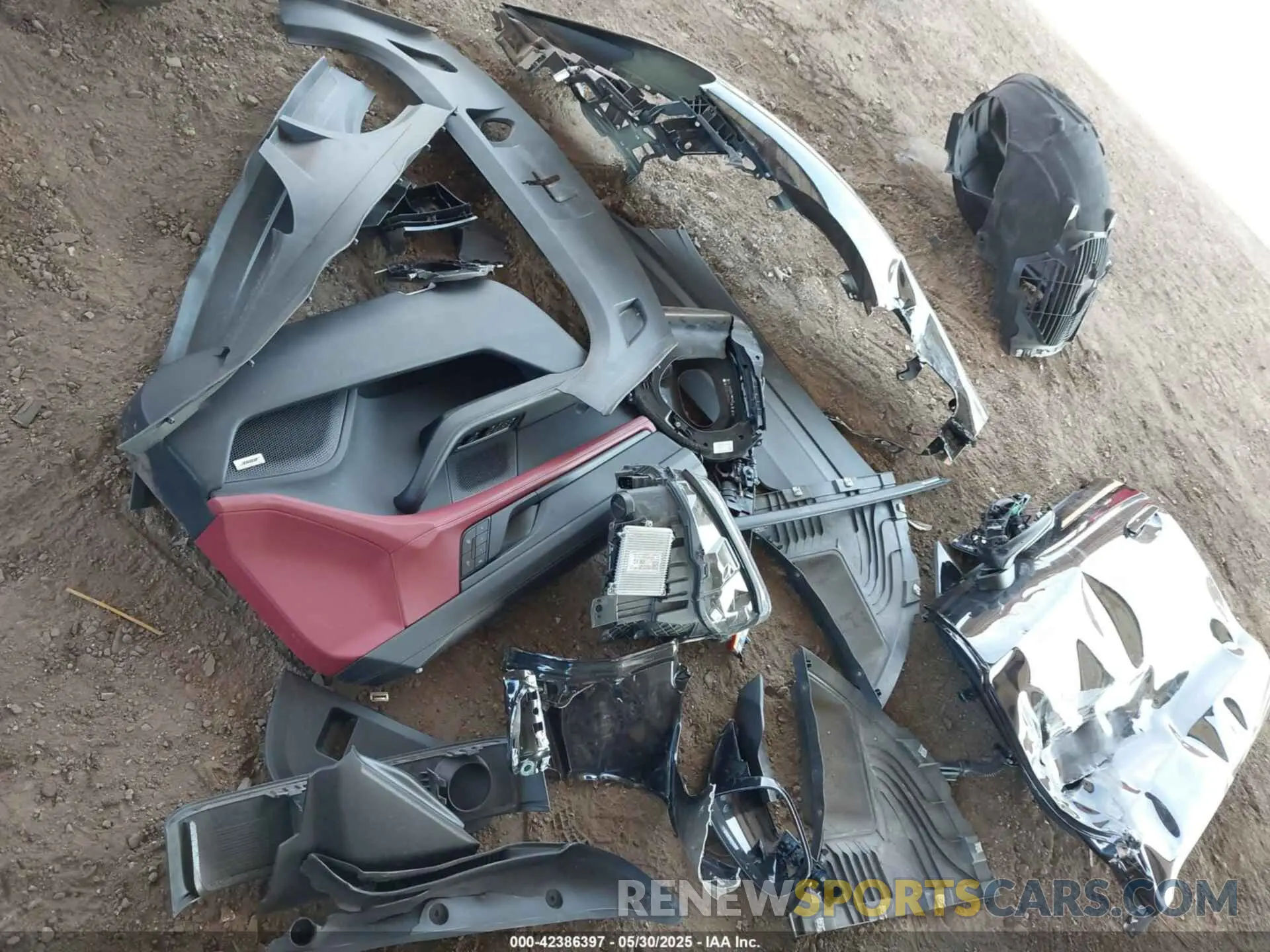 12 Photograph of a damaged car WP0AB2Y16RSA35802 PORSCHE TAYCAN 2024