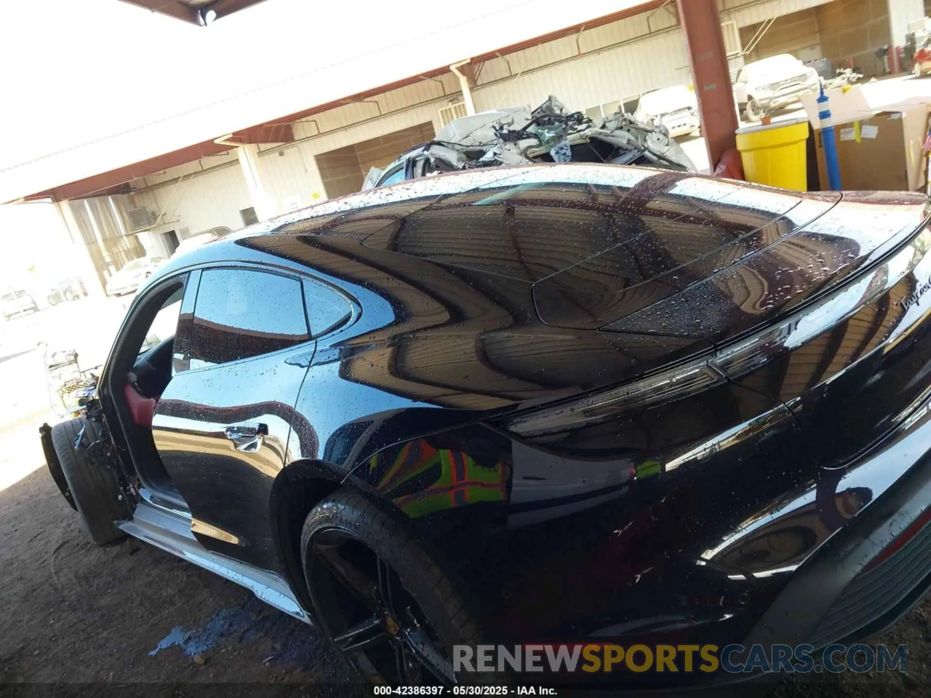 20 Photograph of a damaged car WP0AB2Y16RSA35802 PORSCHE TAYCAN 2024