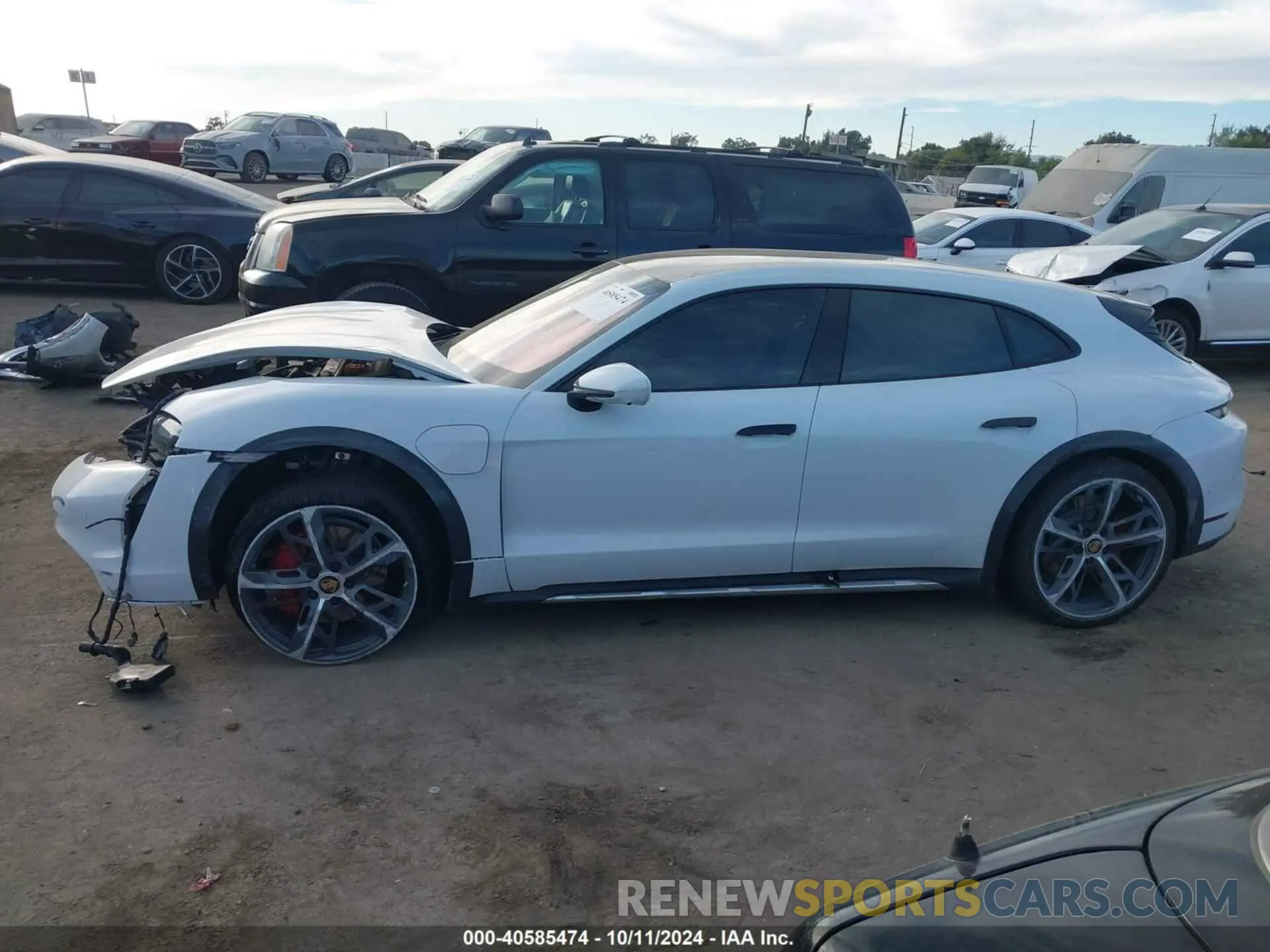 15 Photograph of a damaged car WP0BA2Y15NSA67741 PORSCHE TAYCAN CROSS TURISMO 2022