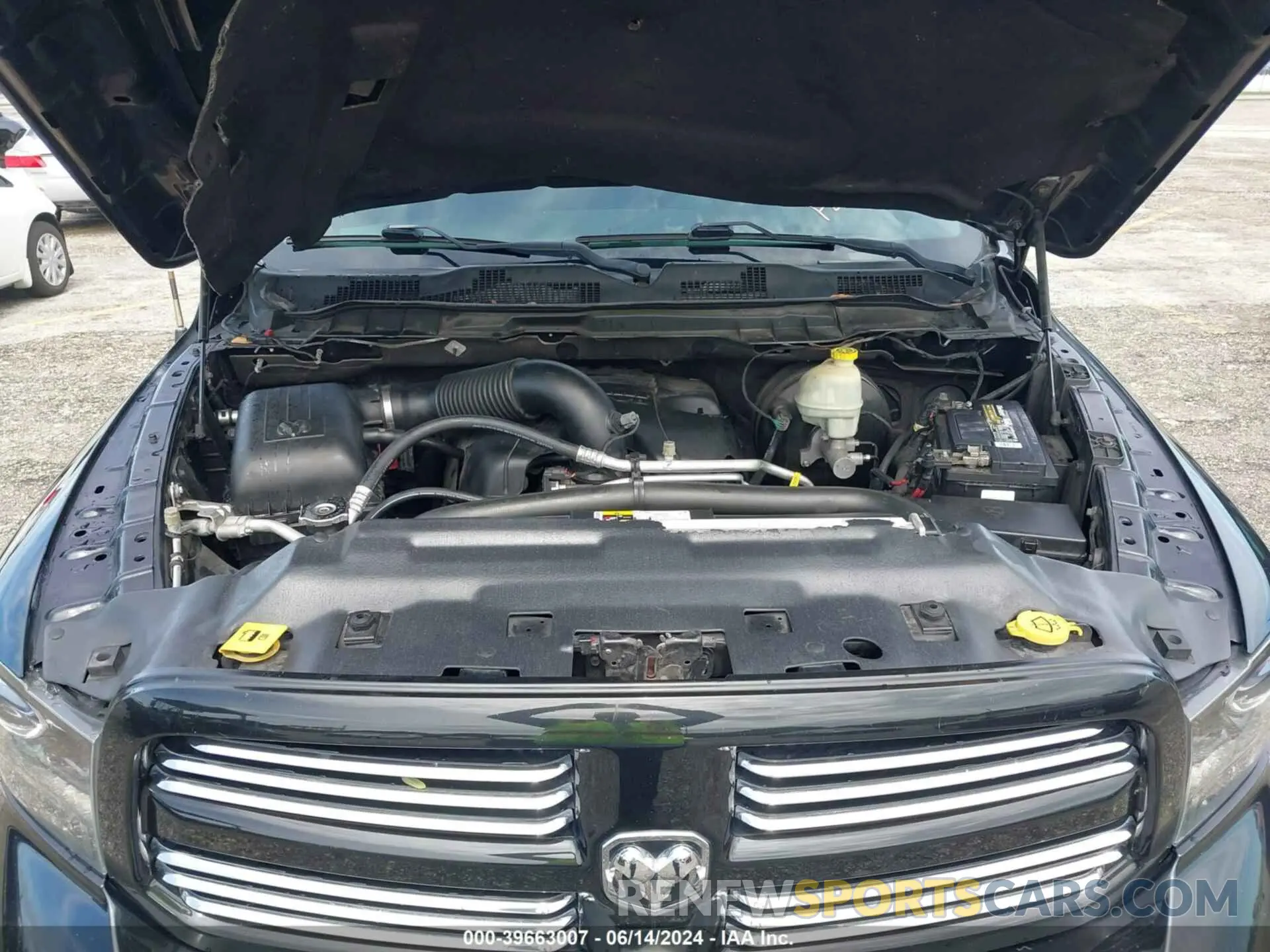 10 Photograph of a damaged car 1C6RR6MT2GS278635 RAM 1500 2016