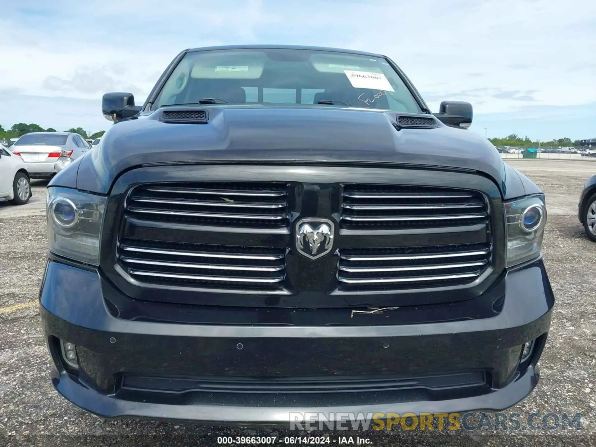 12 Photograph of a damaged car 1C6RR6MT2GS278635 RAM 1500 2016