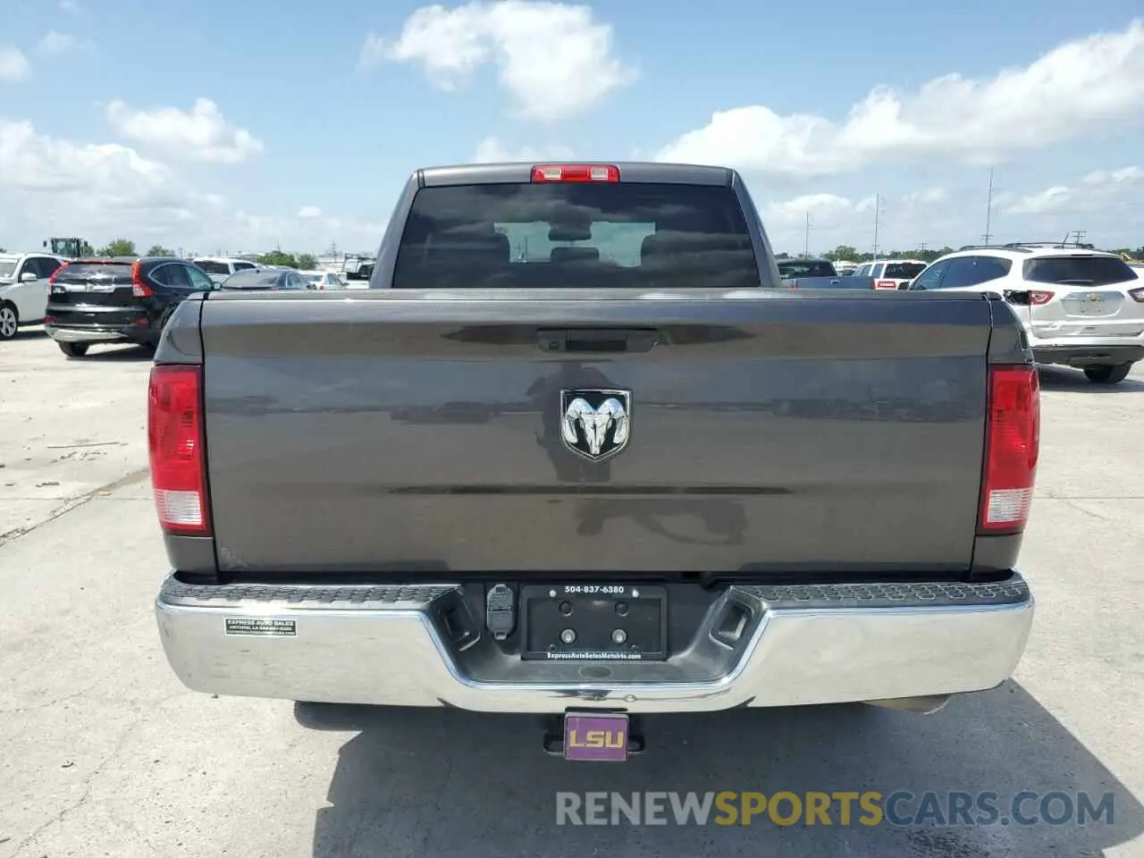 6 Photograph of a damaged car 1C6RR6FG1KS620004 RAM 1500 2019