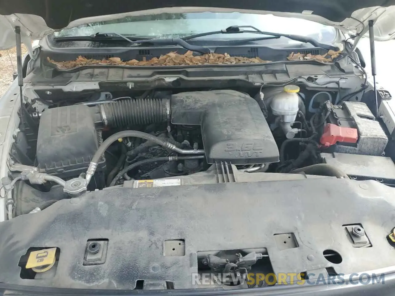 11 Photograph of a damaged car 1C6RR6FG2KS516069 RAM 1500 2019
