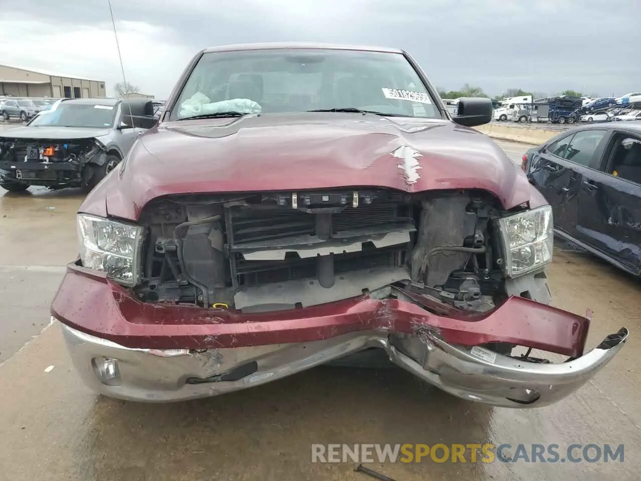 5 Photograph of a damaged car 1C6RR6FG2KS628063 RAM 1500 2019