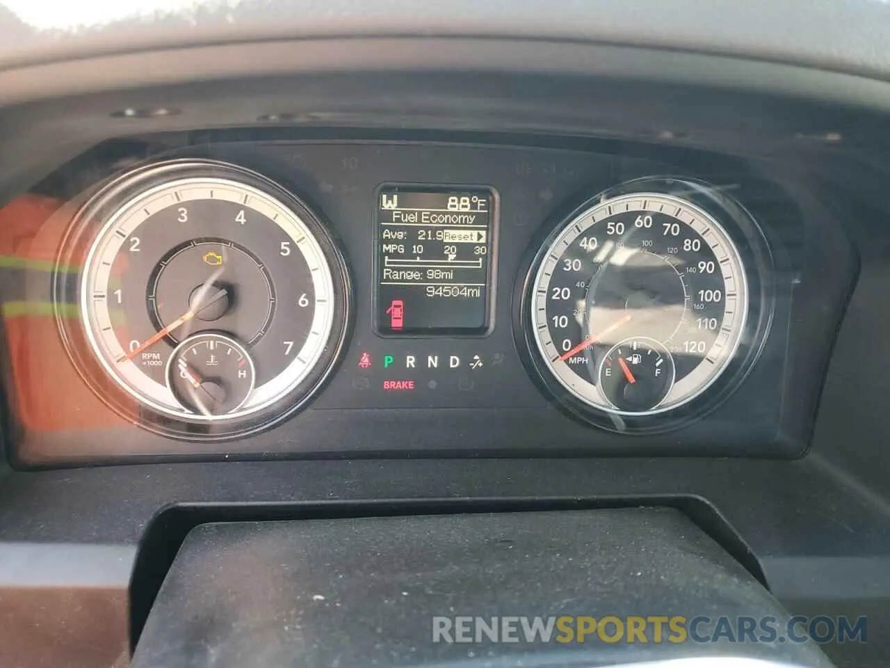 7 Photograph of a damaged car 1C6RR6FG3KS507574 RAM 1500 2019