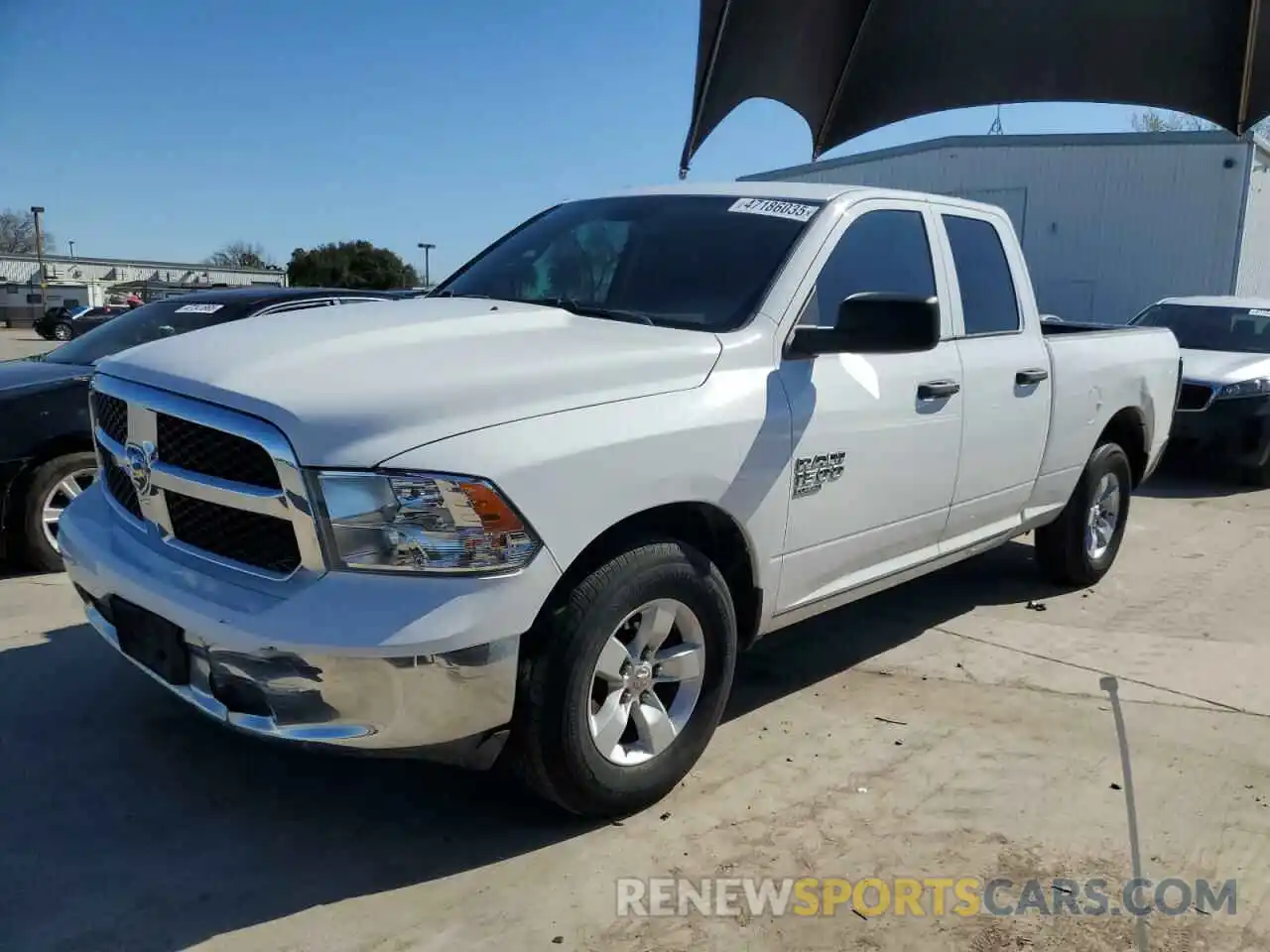 1 Photograph of a damaged car 1C6RR6FG3KS546424 RAM 1500 2019