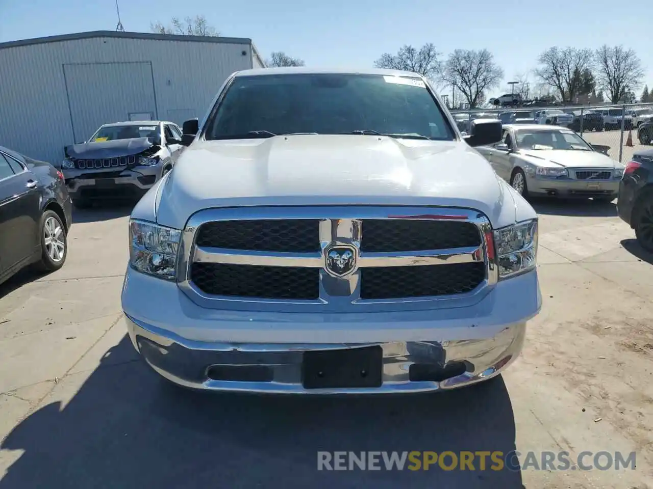 5 Photograph of a damaged car 1C6RR6FG3KS546424 RAM 1500 2019