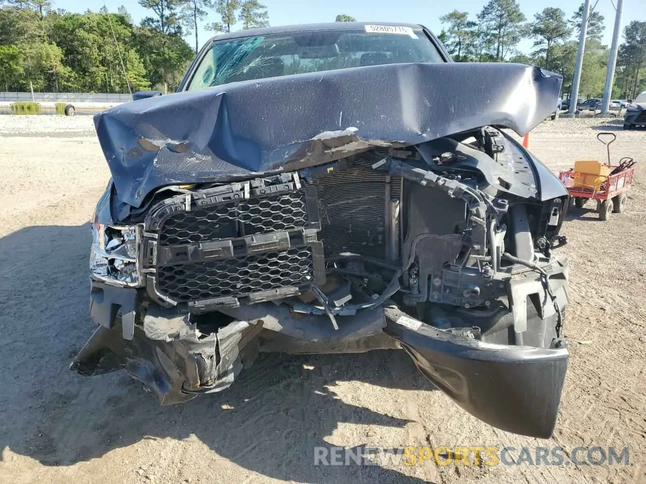5 Photograph of a damaged car 1C6RR6FG3KS642814 RAM 1500 2019