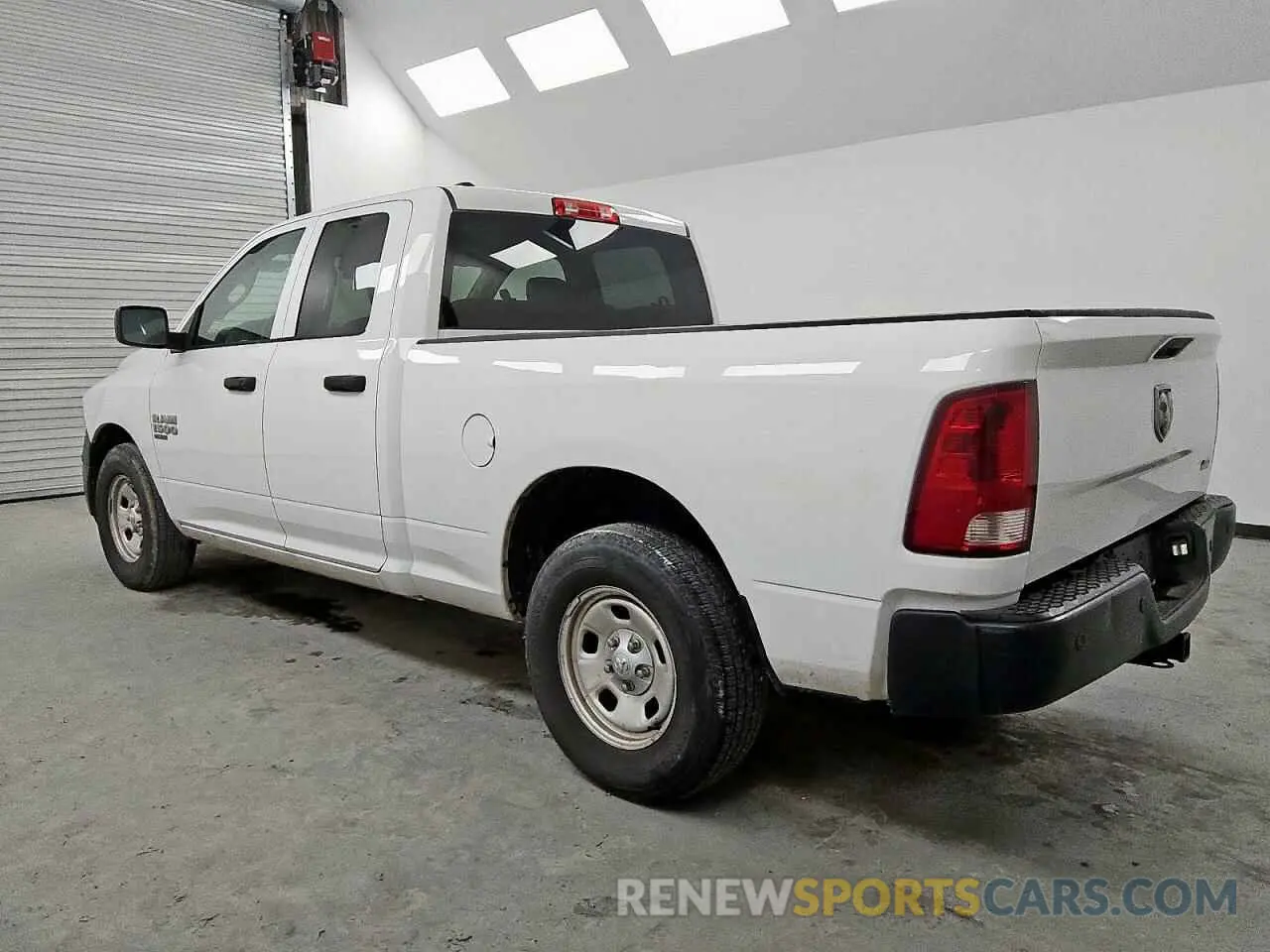 2 Photograph of a damaged car 1C6RR6FG3KS657040 RAM 1500 2019