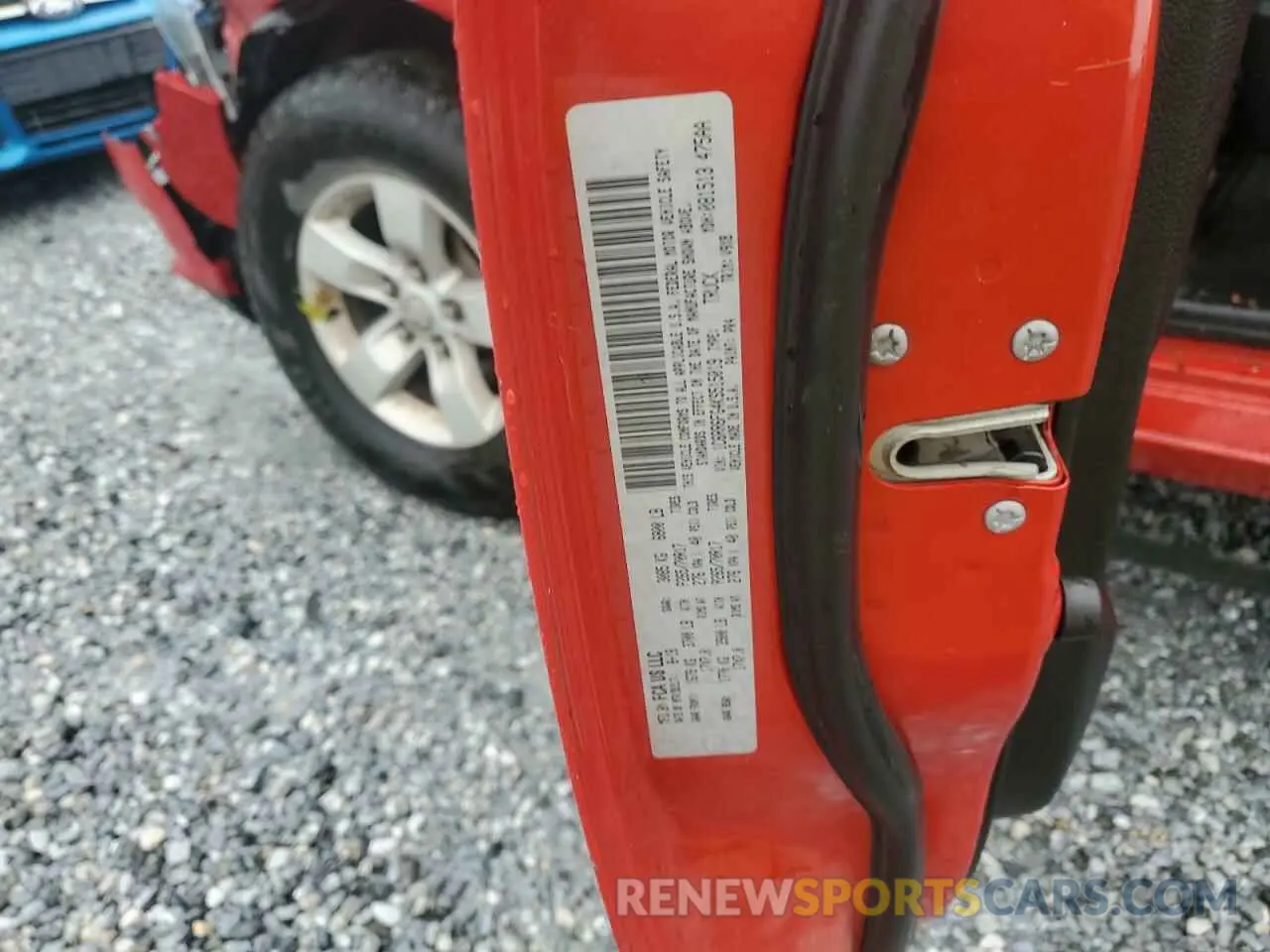 12 Photograph of a damaged car 1C6RR6FG4KS515019 RAM 1500 2019