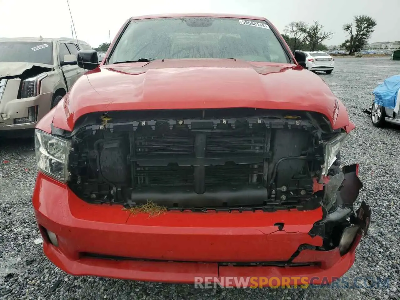 5 Photograph of a damaged car 1C6RR6FG4KS515019 RAM 1500 2019