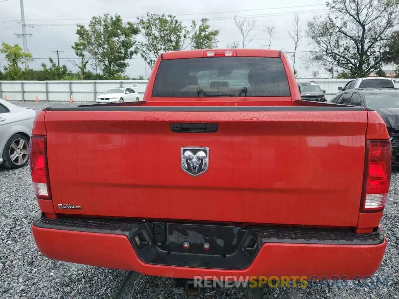 6 Photograph of a damaged car 1C6RR6FG4KS515019 RAM 1500 2019