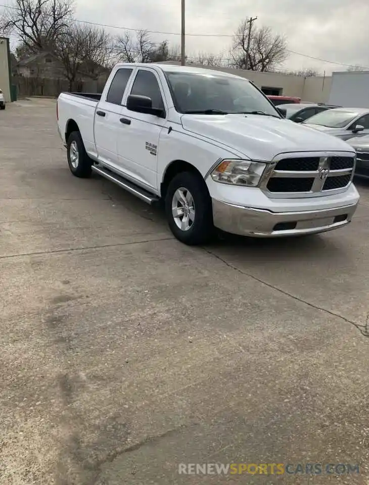 1 Photograph of a damaged car 1C6RR6FG4KS613533 RAM 1500 2019