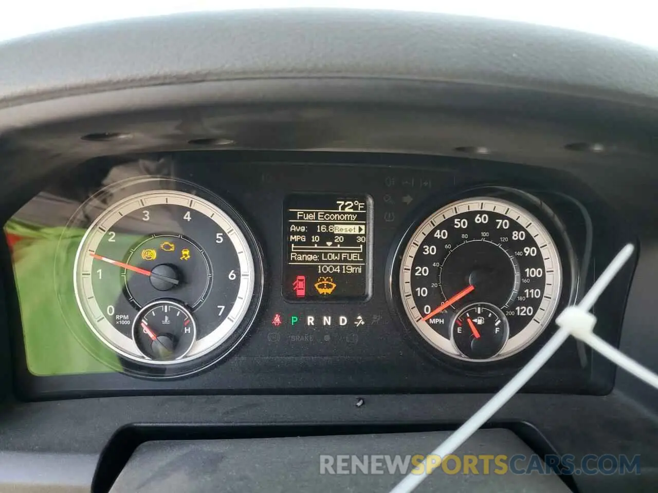 9 Photograph of a damaged car 1C6RR6FG8KS685836 RAM 1500 2019