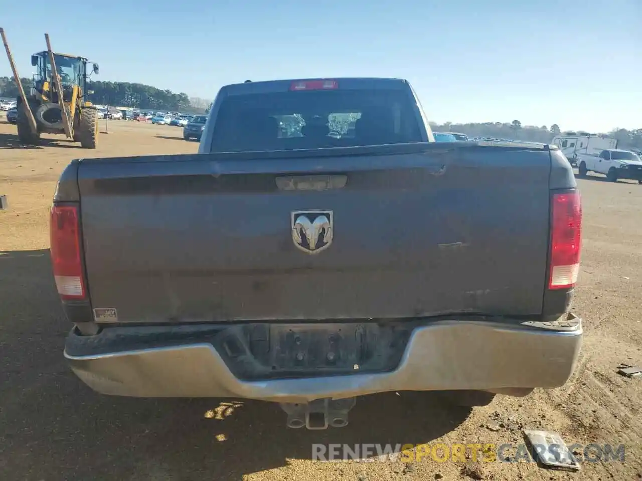 6 Photograph of a damaged car 1C6RR6FG9KS673808 RAM 1500 2019