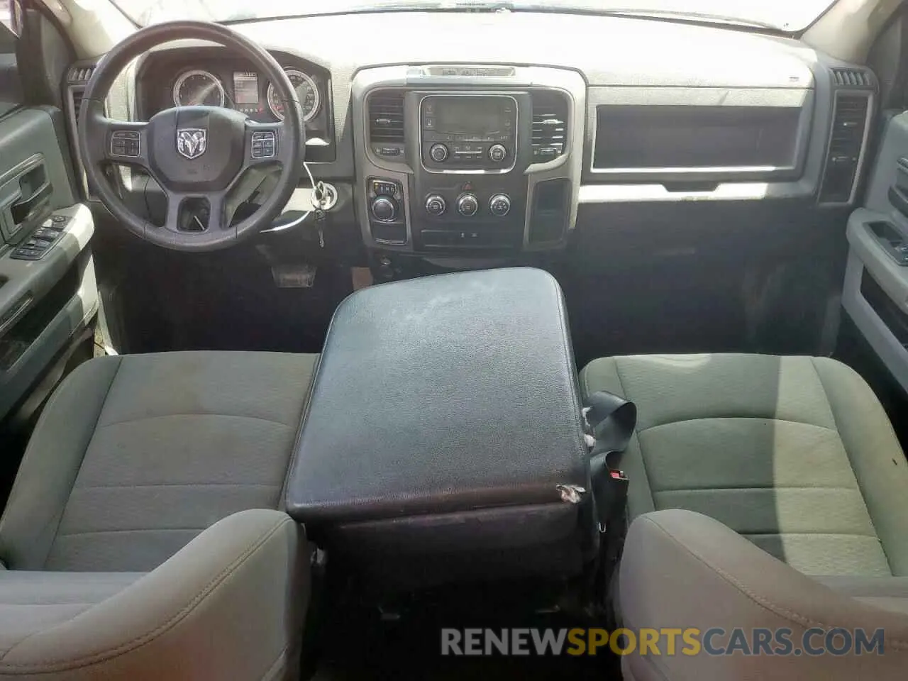 8 Photograph of a damaged car 1C6RR6FG9KS704992 RAM 1500 2019