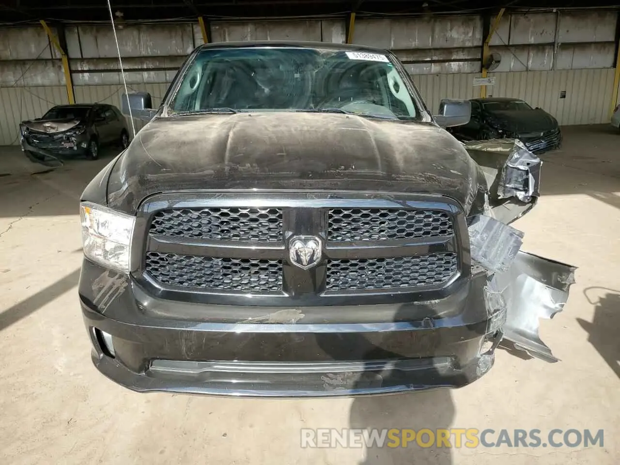 5 Photograph of a damaged car 1C6RR6FGXKS500590 RAM 1500 2019