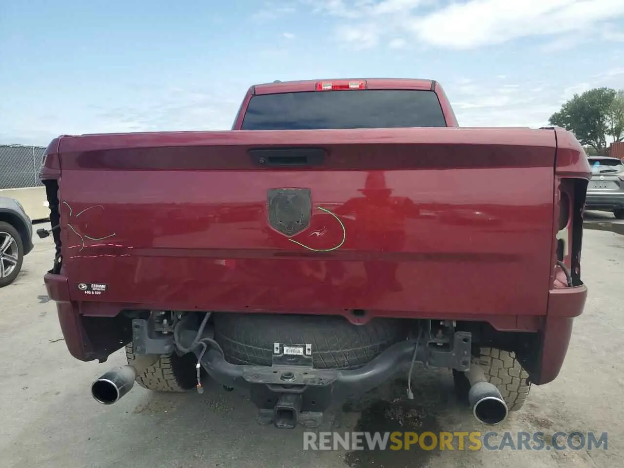 6 Photograph of a damaged car 1C6RR6FT0KS500546 RAM 1500 2019