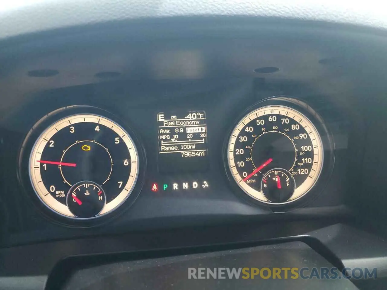 9 Photograph of a damaged car 1C6RR6FT0KS500546 RAM 1500 2019