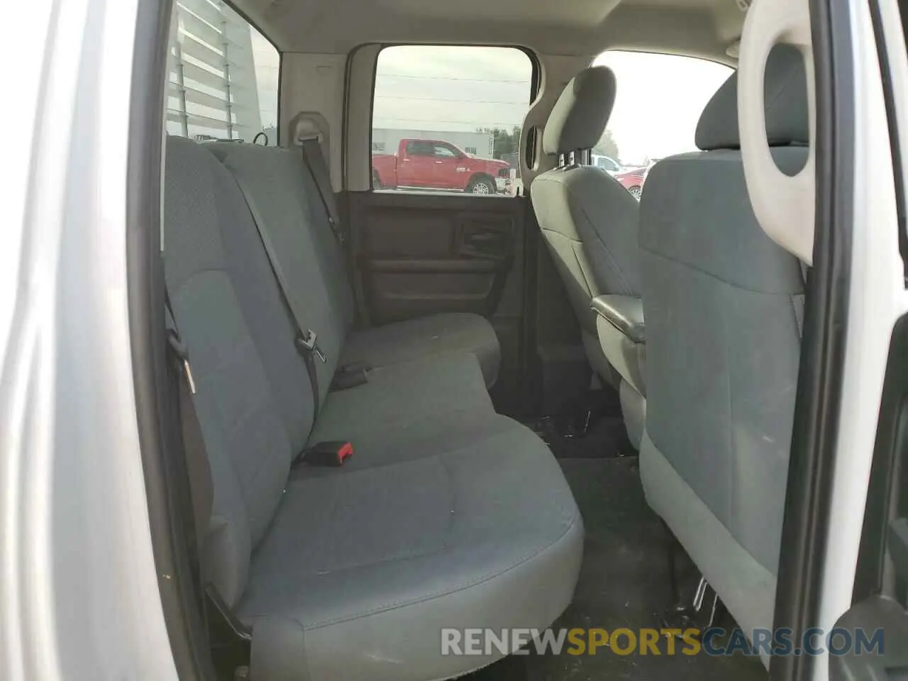 10 Photograph of a damaged car 1C6RR6FT0KS742060 RAM 1500 2019