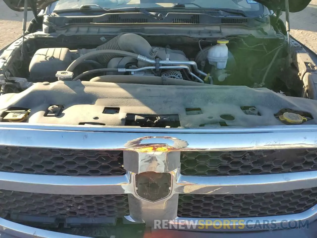 11 Photograph of a damaged car 1C6RR6FT1KS723730 RAM 1500 2019