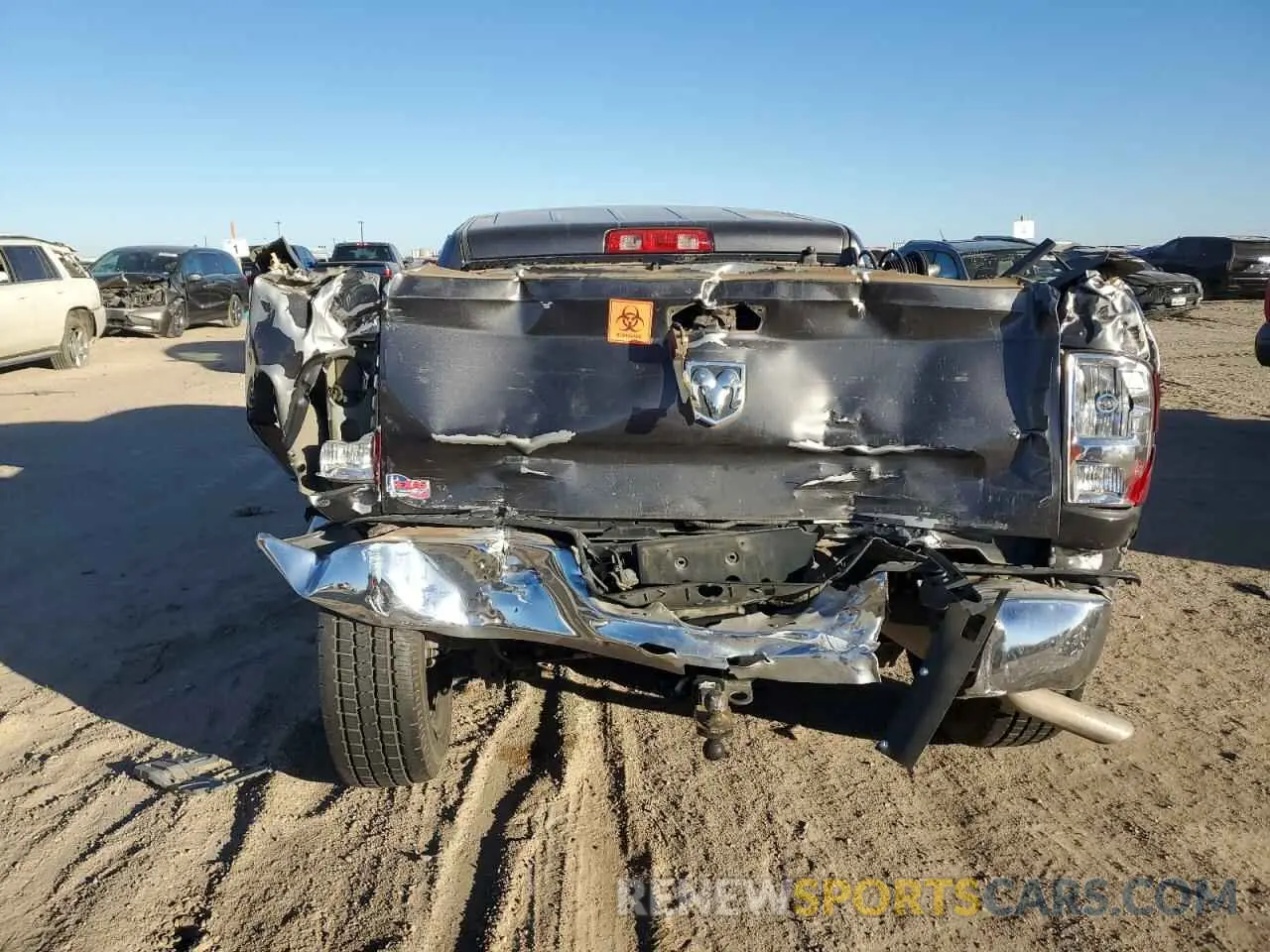 6 Photograph of a damaged car 1C6RR6FT1KS723730 RAM 1500 2019