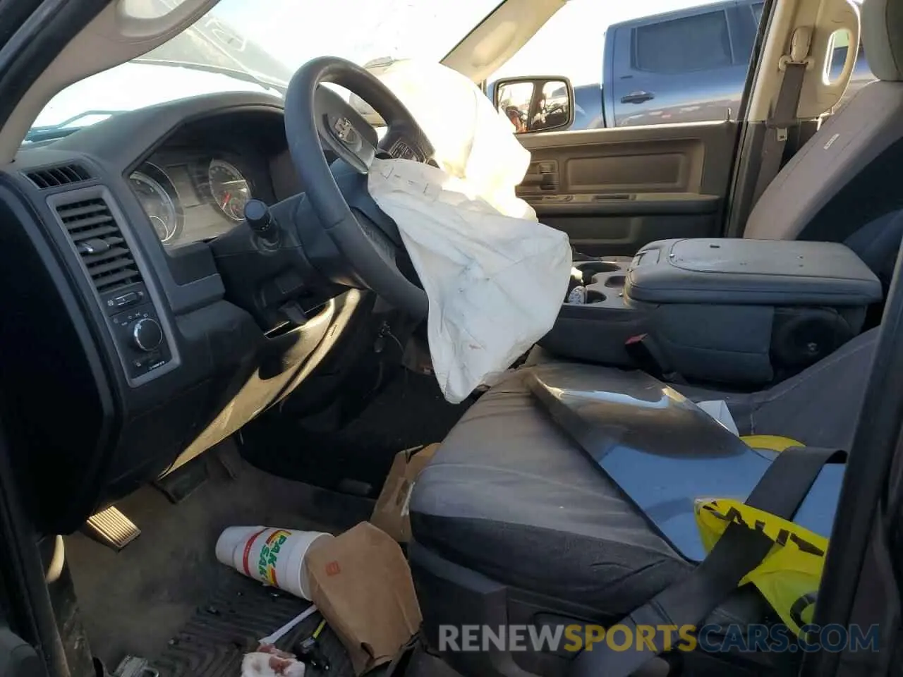 7 Photograph of a damaged car 1C6RR6FT1KS723730 RAM 1500 2019