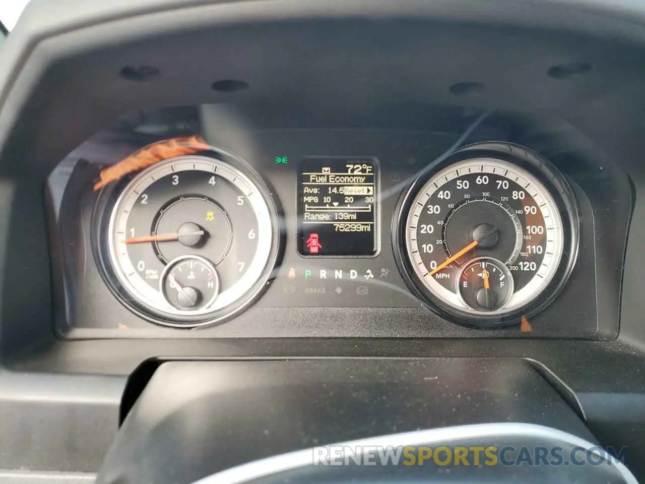 9 Photograph of a damaged car 1C6RR6FT5KS627728 RAM 1500 2019